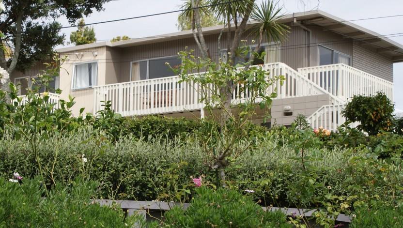 Sea Vista Apartments Okura Bush Exterior photo